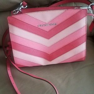 Authentic Michael kors crossbody purse